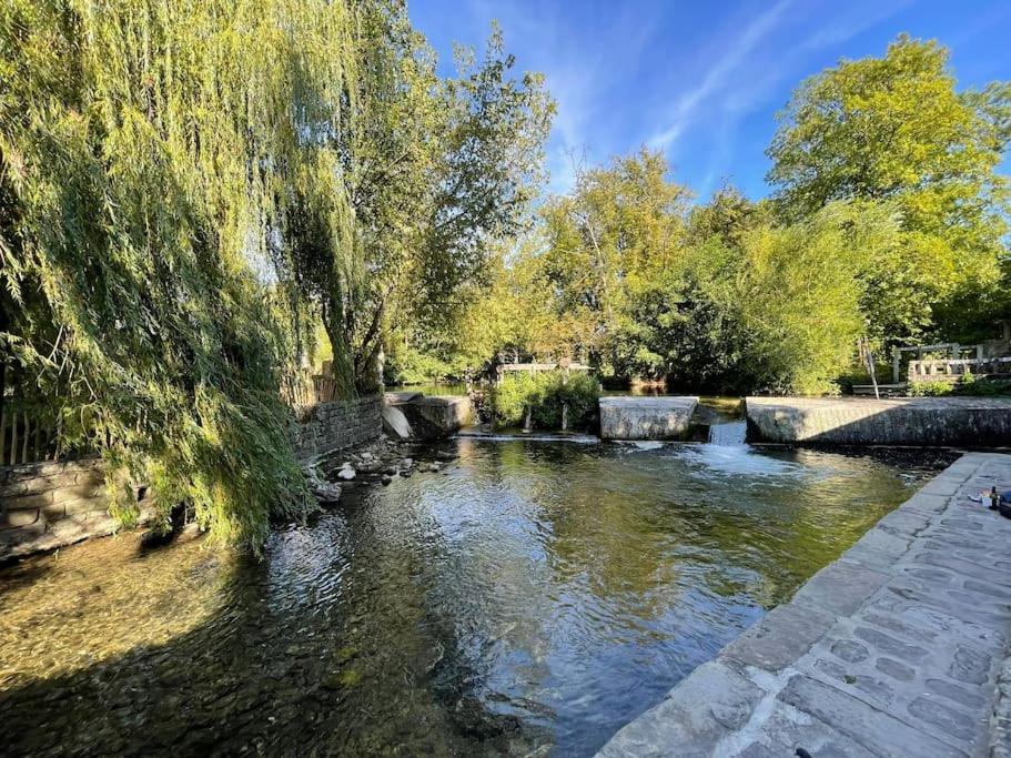Les Pieds Dans L'Eau - Moret Centre Exteriér fotografie